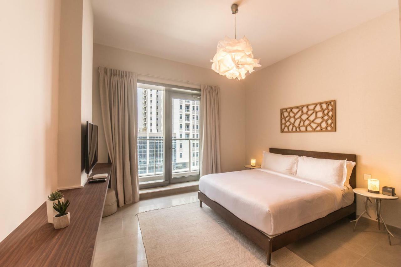 Fantastay Sparkle Tower Luxury 1 Br Дубай Екстериор снимка