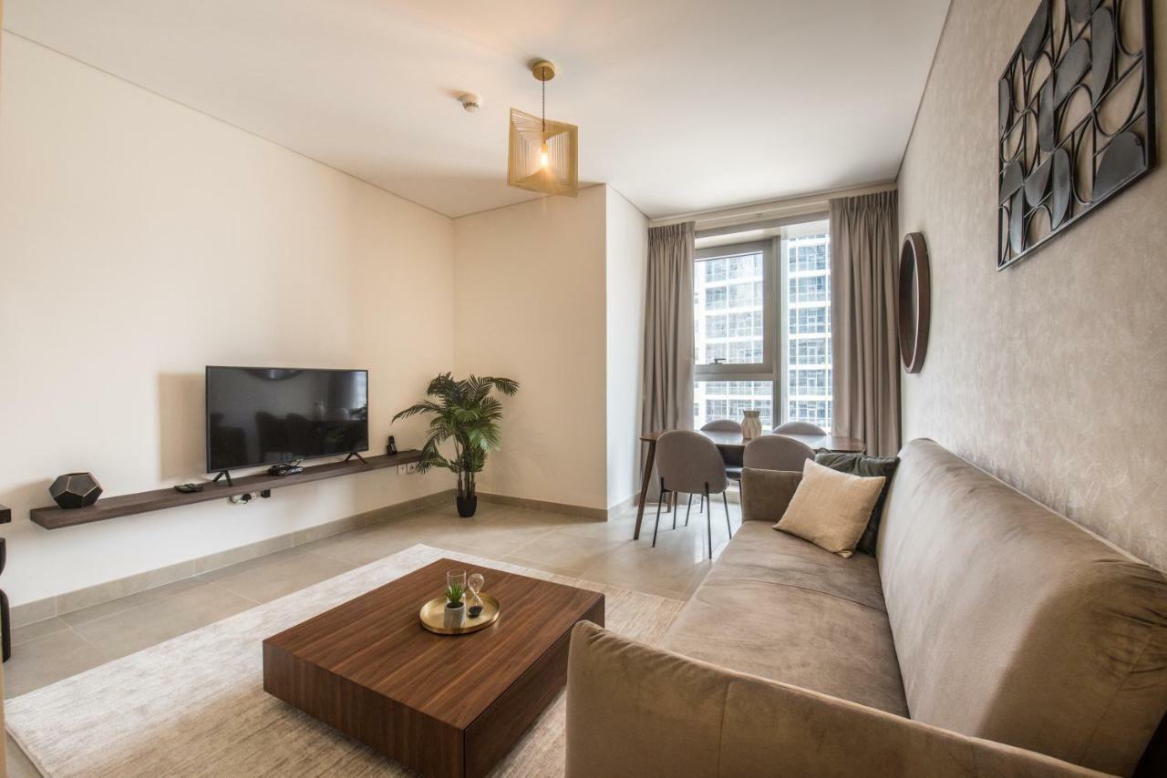 Fantastay Sparkle Tower Luxury 1 Br Дубай Екстериор снимка