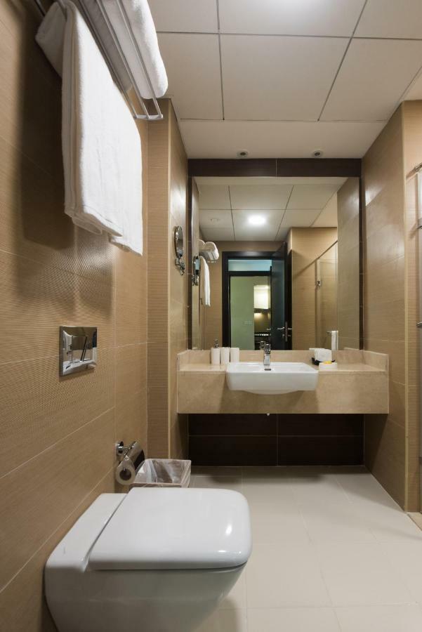 Fantastay Sparkle Tower Luxury 1 Br Дубай Екстериор снимка