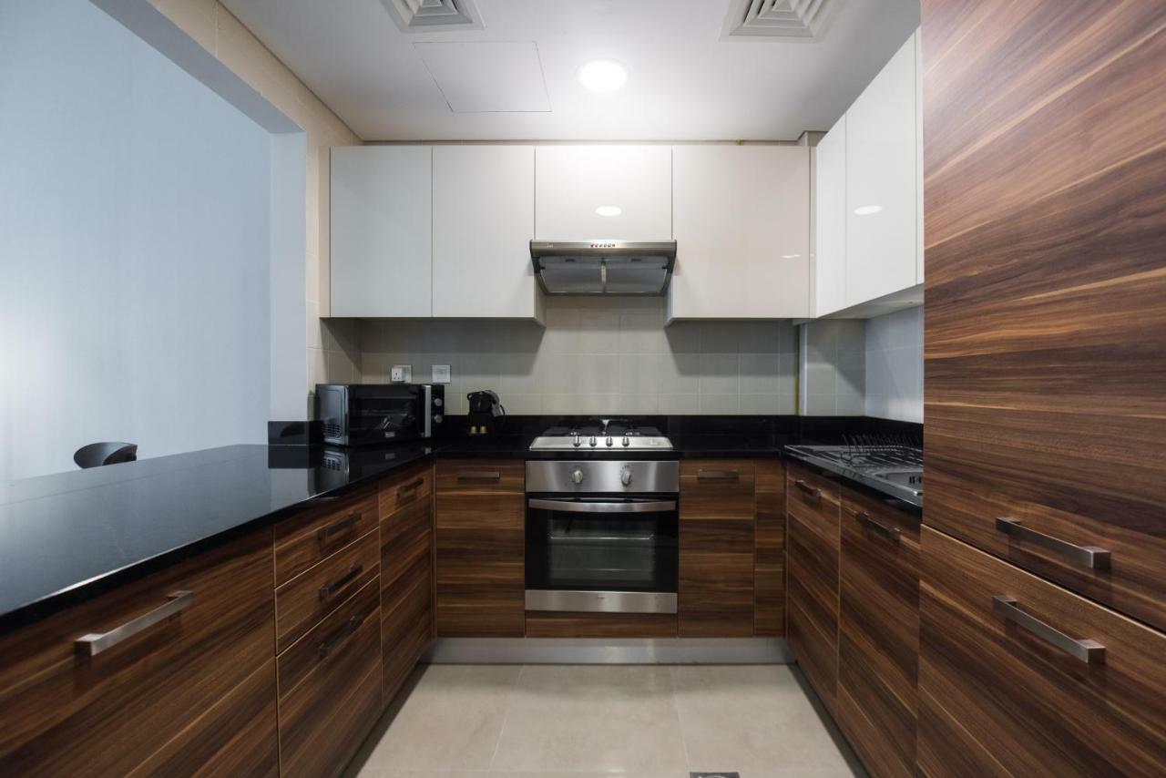 Fantastay Sparkle Tower Luxury 1 Br Дубай Екстериор снимка